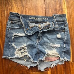 Vintage American Eagle Outfitters Blue Distressed Denim American theme Shorts